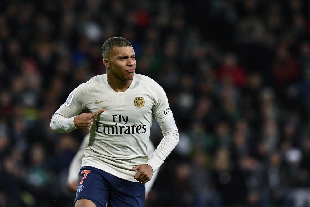 华境S体验车正式下线! 全系搭载华为乾崑系统